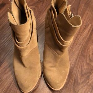 Chinese laundry tan bootie
